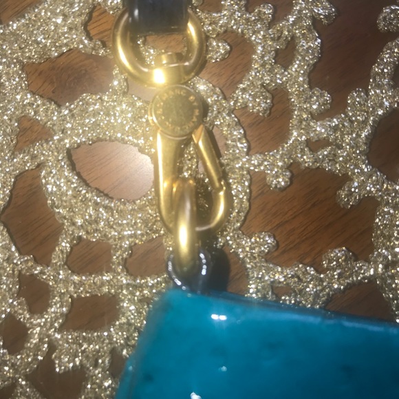 MARC JACOBS crossbody purse, turquoise blue. LIKE NEW CONDITION. - Picture 6 of 6